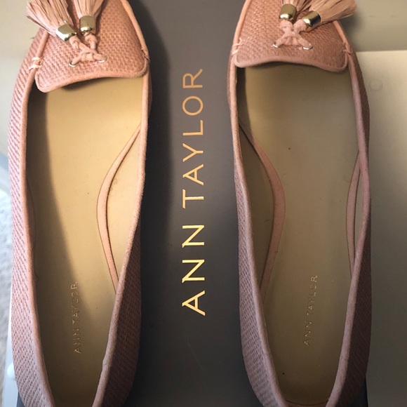 Natural pink salmon Ann Taylor tassel pumps - Picture 1 of 4